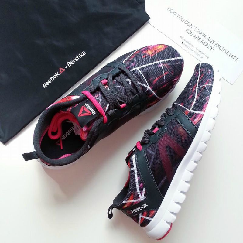 bershka reebok sneakers city maps fitness 