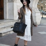 outfit boho vestito pizzo bianco anfibi cult shoes