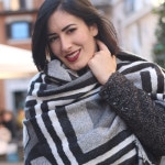 outfit sciarpa plaid stivali cuissardes